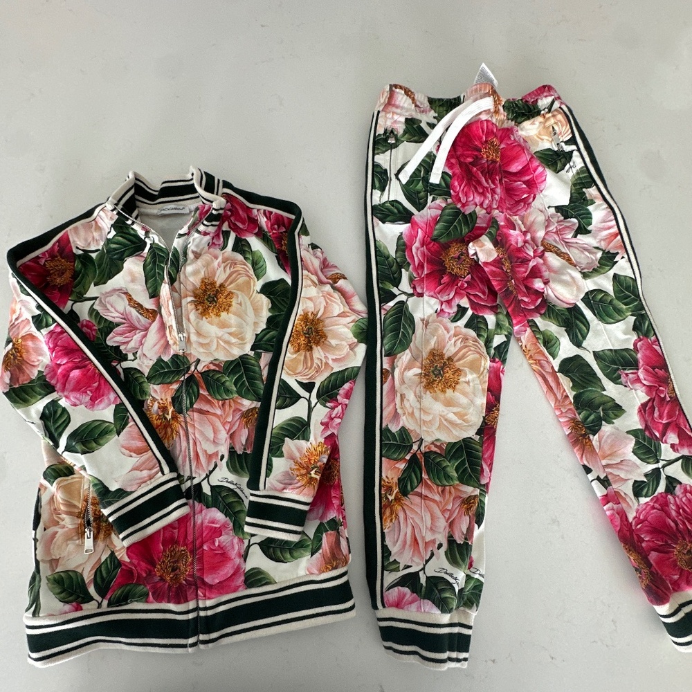 Dolce & Gabbana kids girls size 6 track suit